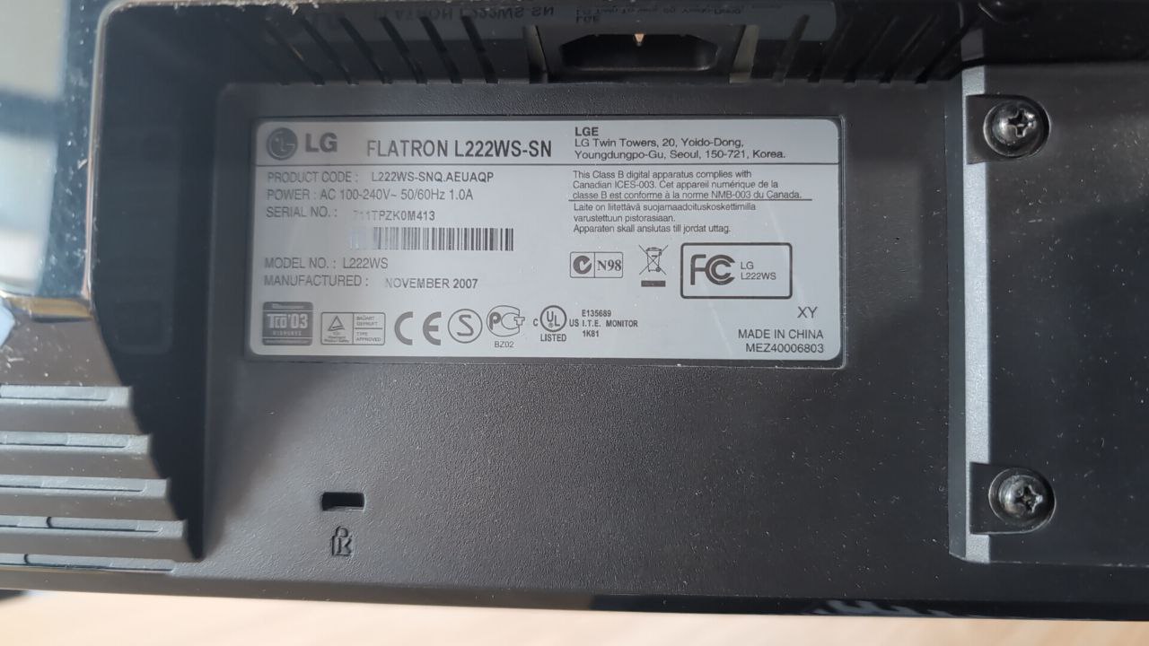 monitor tył|500